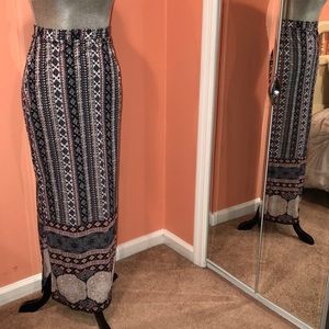 Maxi skirt